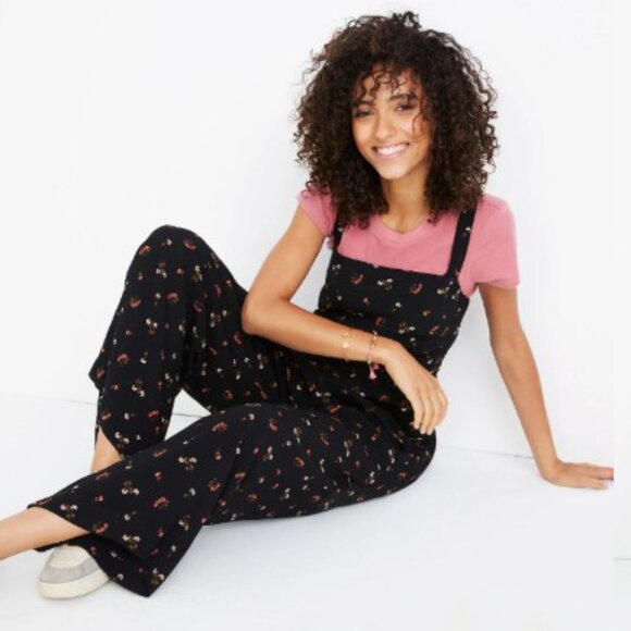 Madewell Smocked Crop Wide Leg Jumpsuit in Flower Toss. 4 - Picture 1 of 8